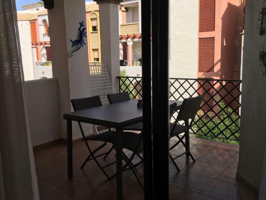 Bonito Apartamento En Захара-де-лос-Атунес Экстерьер фото